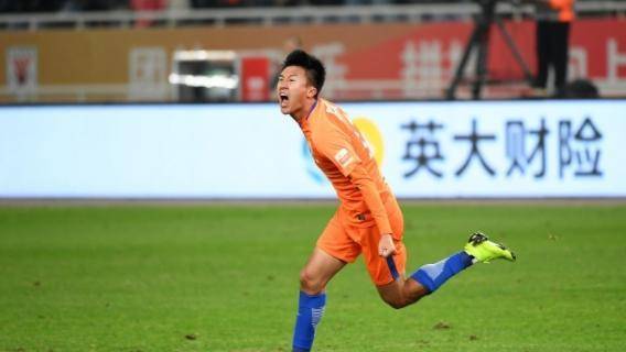 鲁能客场击败申花，取得胜利