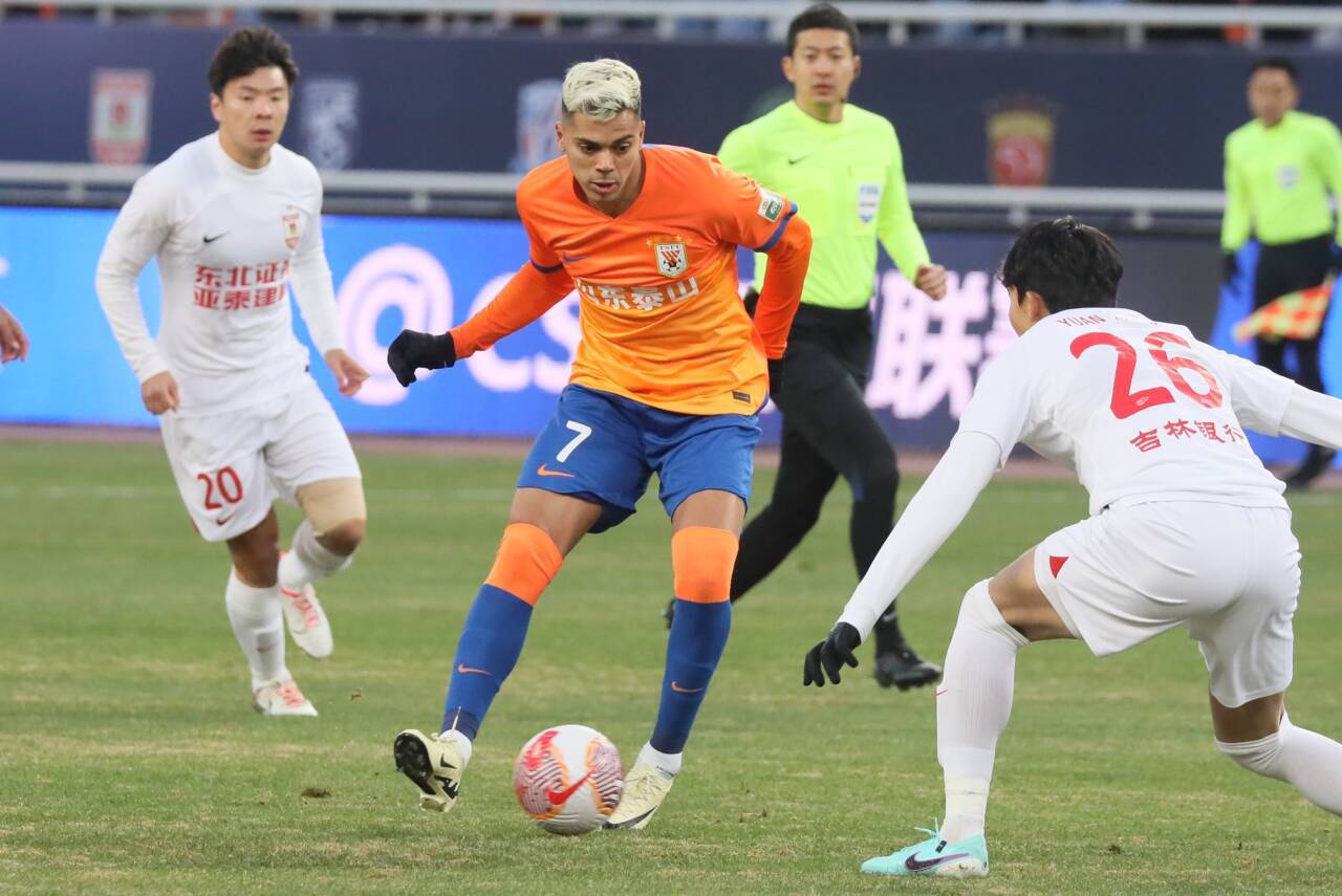 中超大胜点燃狂热激情