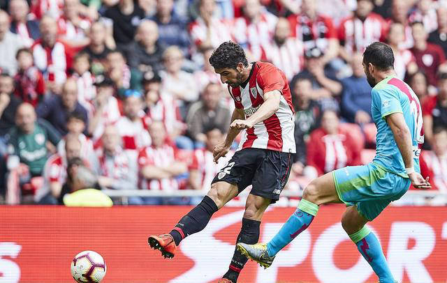 拉齐奥主场失利，欧战席位岌岌可危