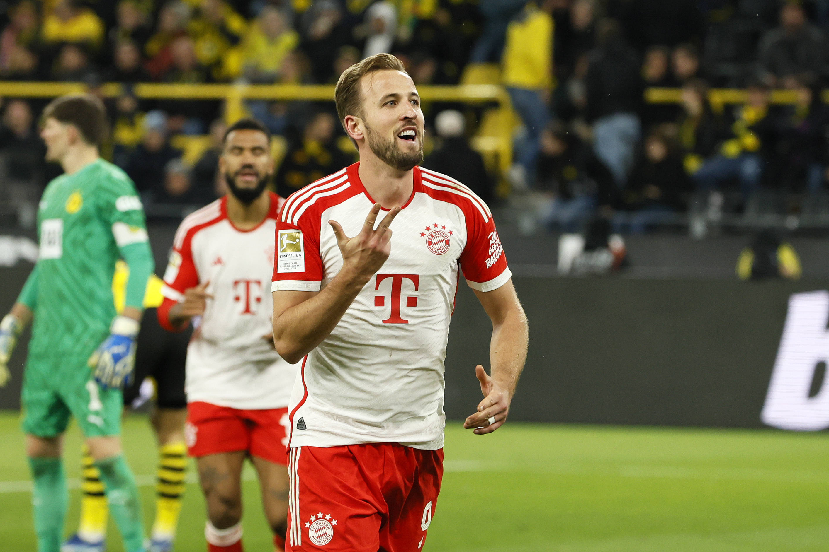 拜仁轻松获胜，成功晋级强敌