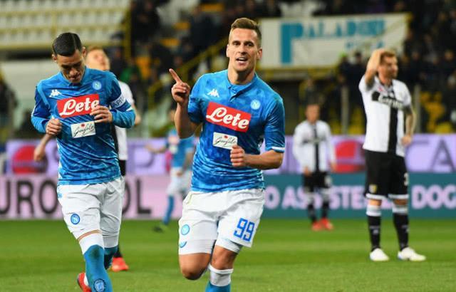 那不勒斯呼之欲出意甲联赛暗藏玄机