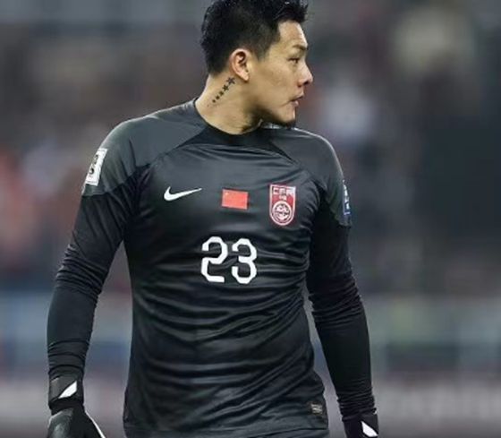 泰山主场战平上海申花，保持不败态势