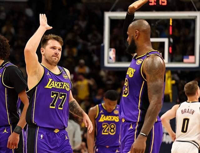 湖人后场频随波逐流,主场连败逆境 湖人后场频随波逐流,主场连败逆境